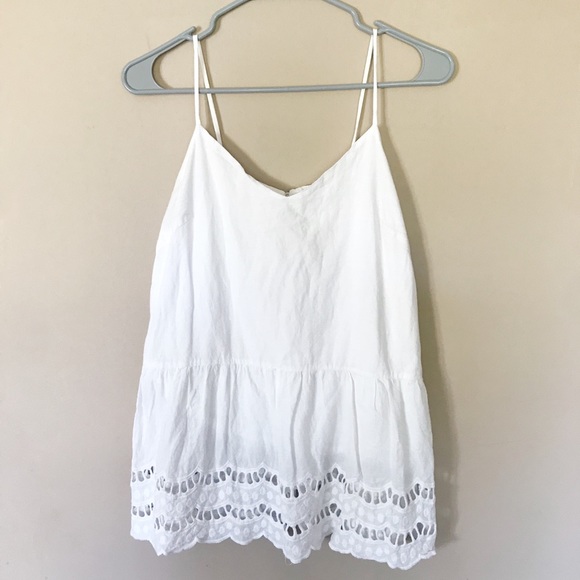 Lush Tops - Lush white tank top